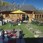 Chaleureux - 5 Pers. Avec Terrasse - Api-1-52-1963 Campsite